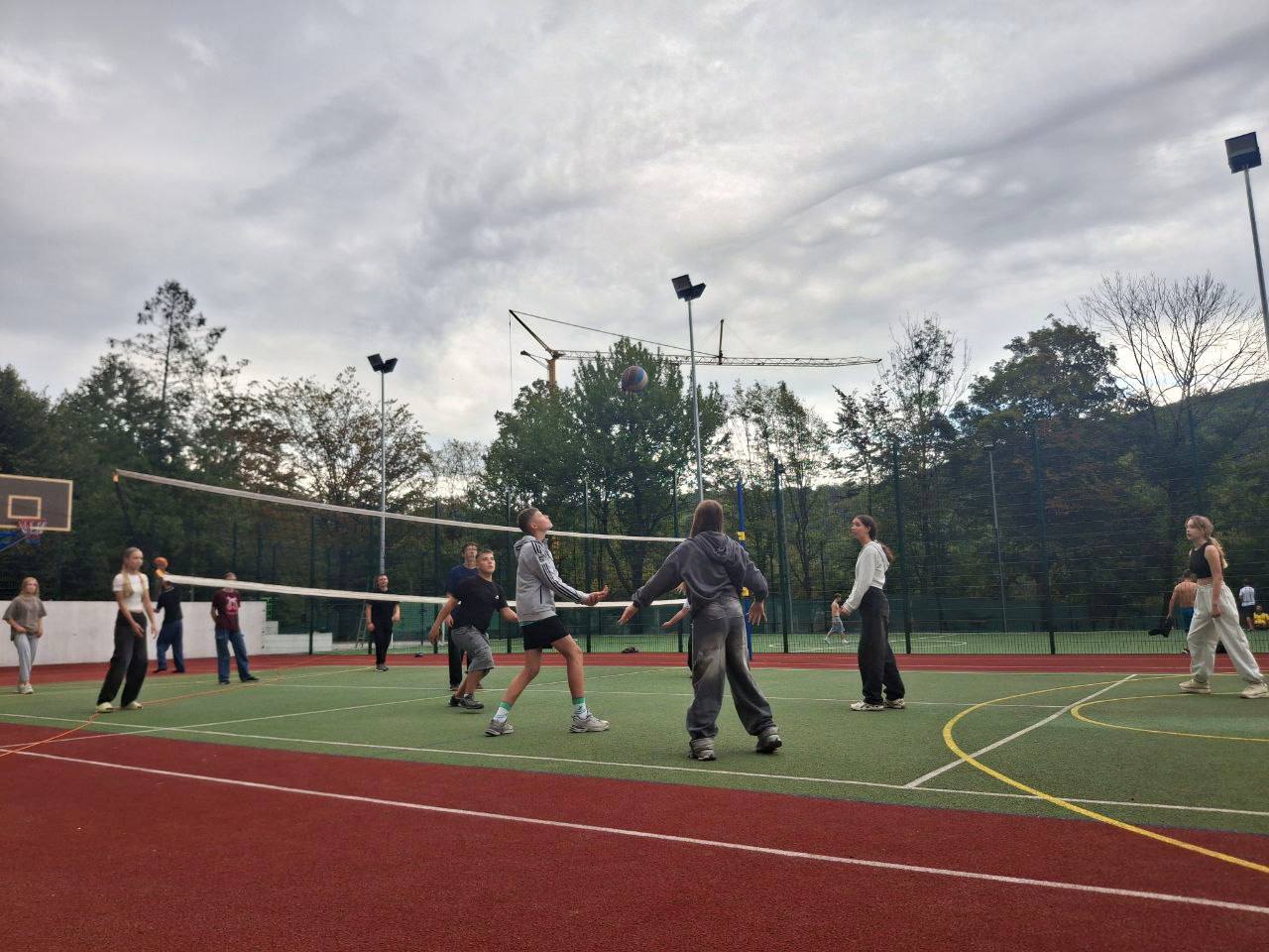 Дитячий майданчик - Водограй